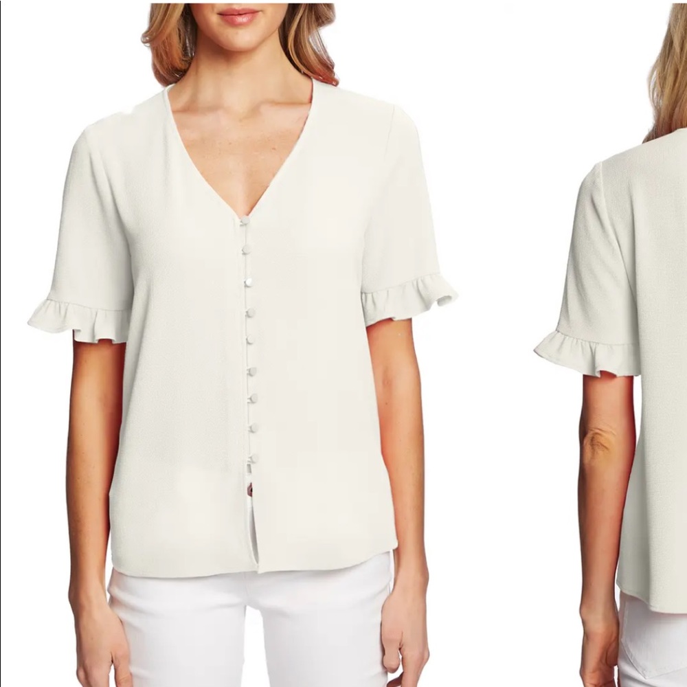 NWOT Cece Ruffle Sleeve Button Down Blouse